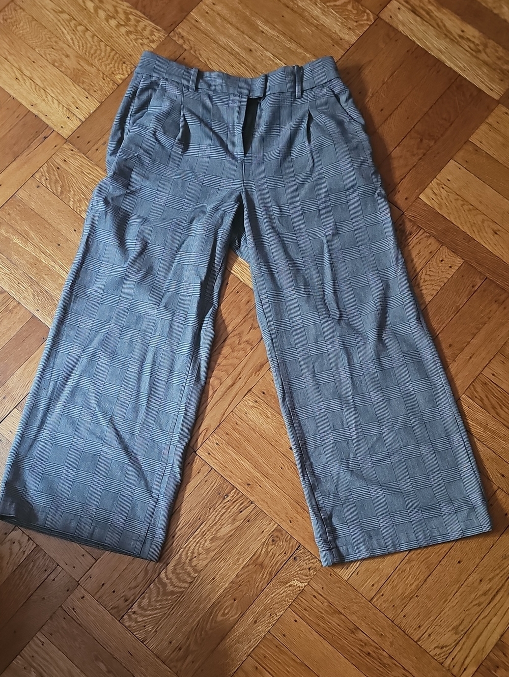 American Eagle Gray Plaid Wide-Leg Trousers